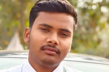 Prince of Panapur got 460 marks in matriculation, hoisted the flag, wants to serve the country by becoming IAS