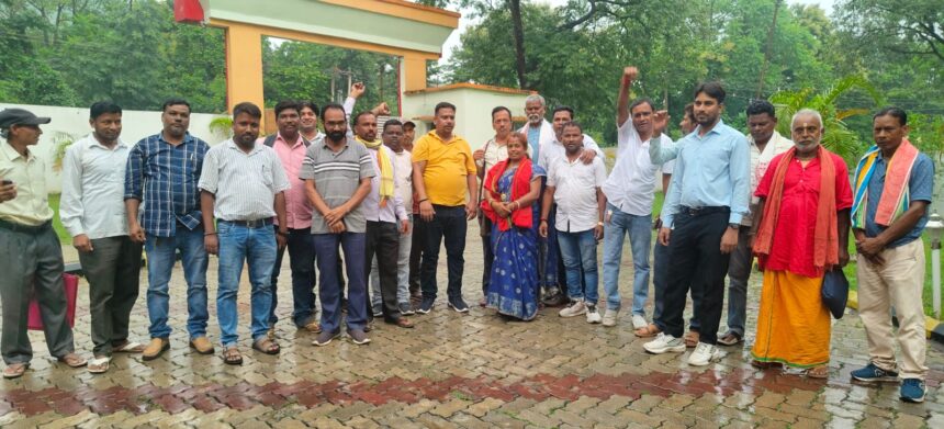 chandil dam visthapit samanvay manch ki dwitiya baithak sampann, samuhik netritva ke saath aandolan tej karne ka nirnay