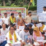 jpsc-jssc bharti ghotalon par jlkm ka hunkar, devghar samaharnalay par garje chhatra-yuva