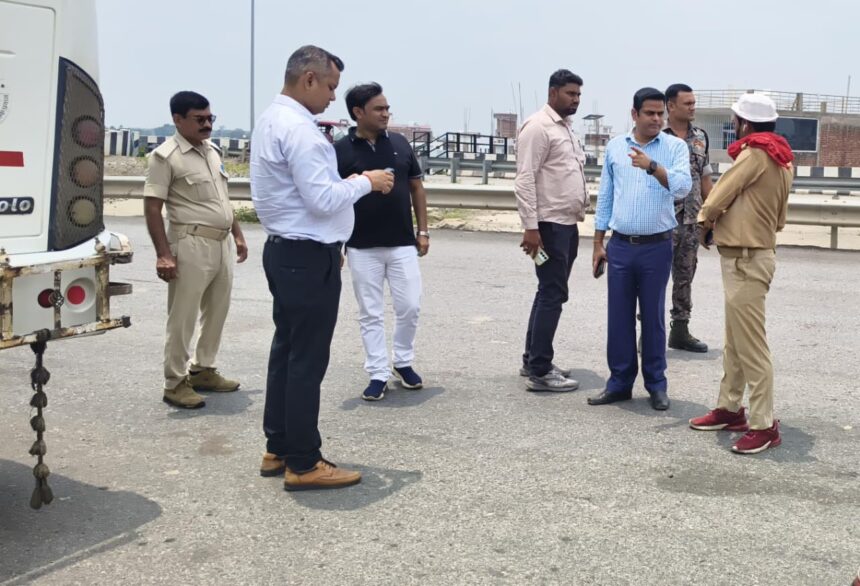 nh-20 par avaidh parking evam aniyamit vahan parichalan ke viruddh vishesh jaanch abhiyan